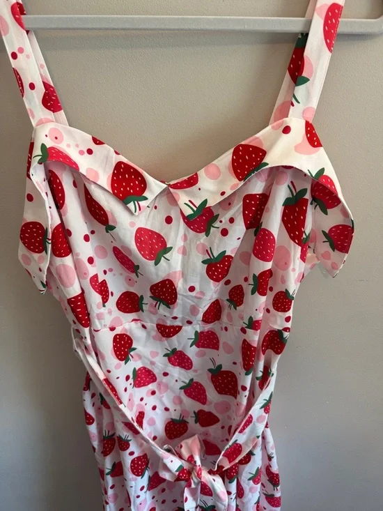 New - SHEIN Strawberry Print sleeveless summer dress - Picture 3 of 6